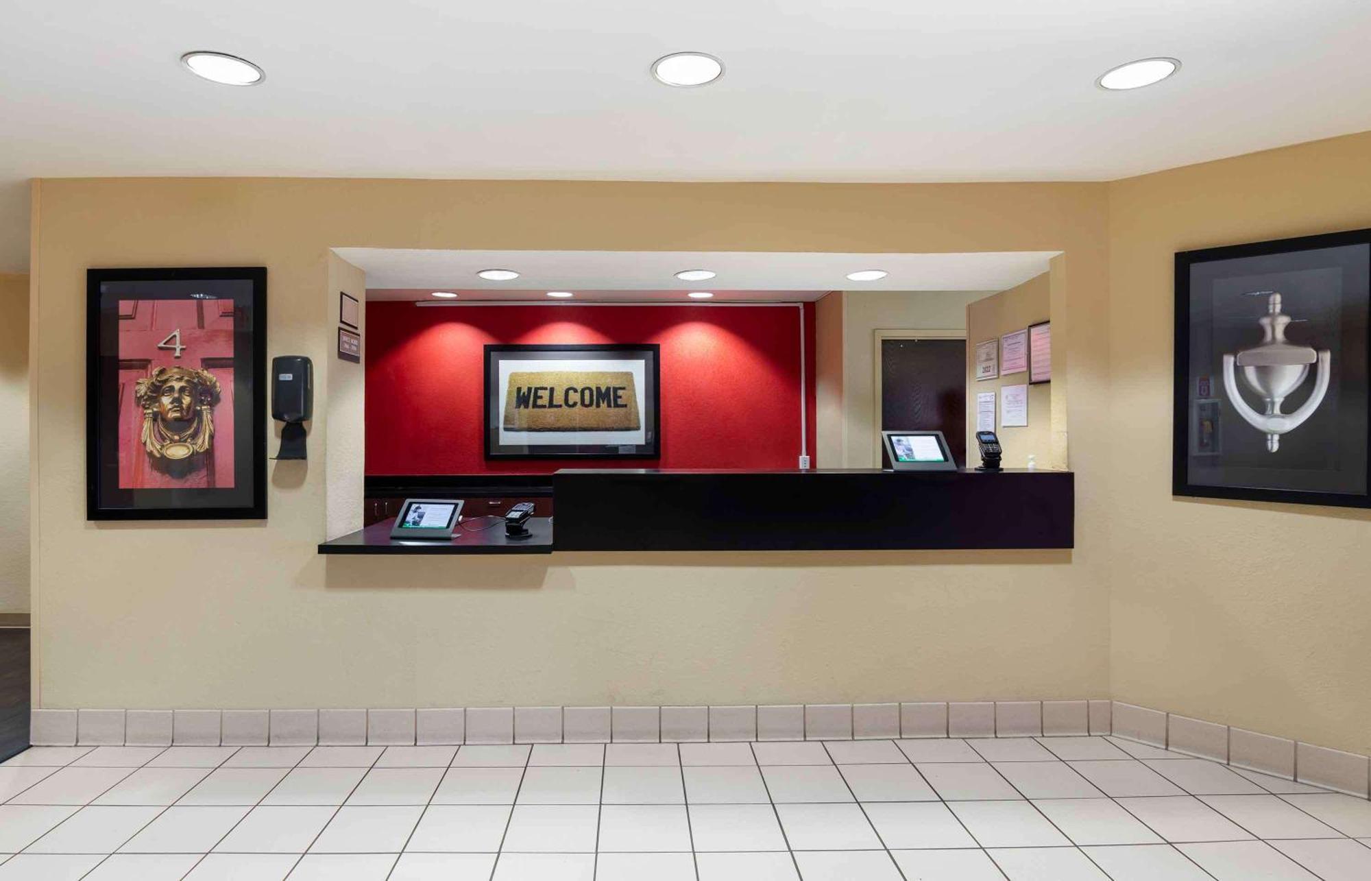 Suburban Studios Columbus Bradley Park Eksteriør billede